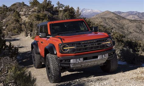 The Powerful 2022 Ford Bronco Raptor Debuts