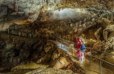 Yarrangobilly Caves Snowy Mountains