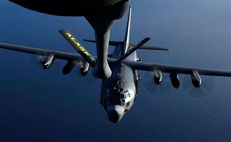 Mc 130 Combat Talon Kc 130 Stratotanker