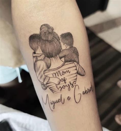 36 Meaningful Tattoo Designs For Mom With Kids Mommy Tattoos