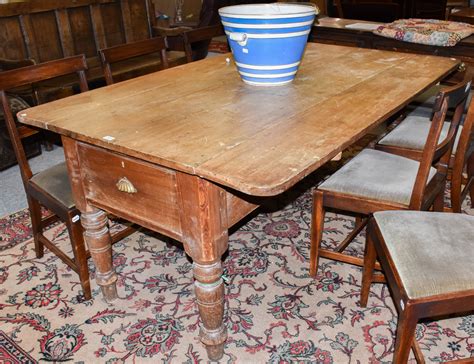 Lot 1302 A Welsh Pine Farmhouse Kitchen Table With