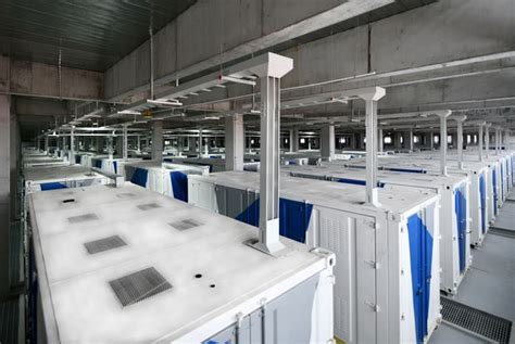 China Connects Worlds Largest Redox Flow Battery System To Grid Pv