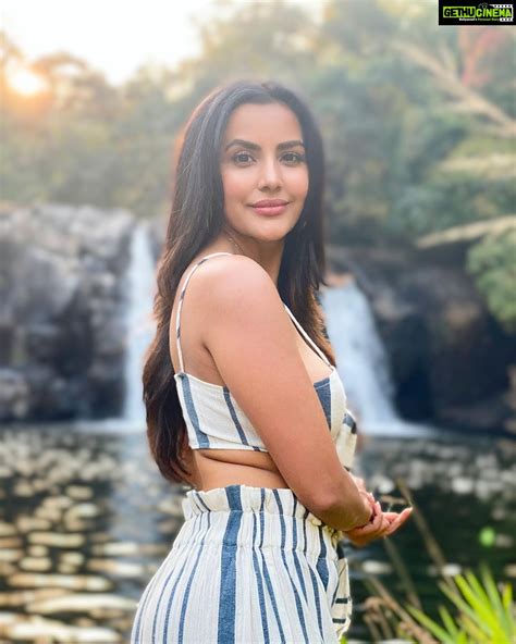 Priya Anand S Most Liked Photos And Posts Gethu Cinema