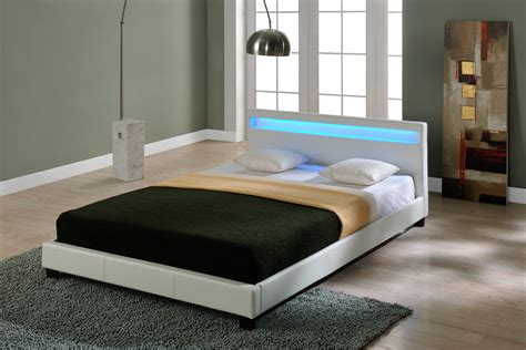 Malm bett designer streitet sich mit ikea w v. CORIUM® LED Polsterbett 140/160/180/200x200cm Bett ...