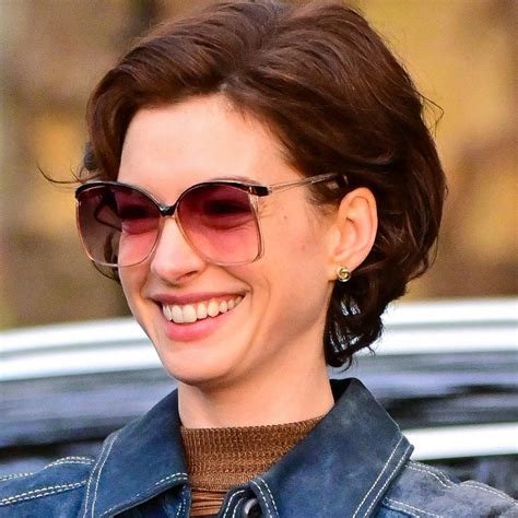 El Atrevido Nuevo Look De Anne Hathaway Glamour