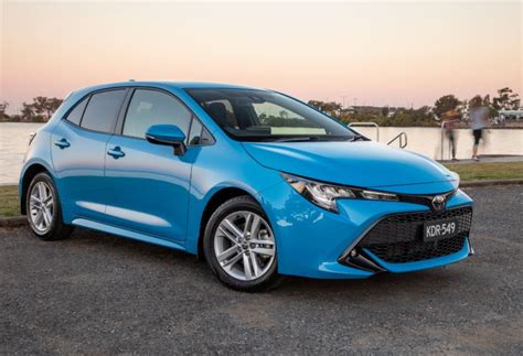 2020 Toyota Corolla Sx Hybrid Price And Specifications Carexpert