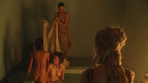 Nackte Lucy Lawless In Spartacus Vengeance