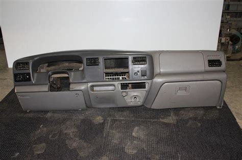 Find 2001 Ford F250 Super Duty Complete Dash Panel In Emery South