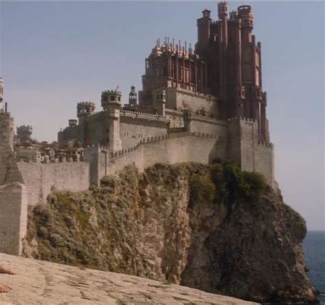 The Red Keep Game Of Thrones Locations Kings Landing Fantasy Castle