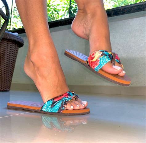 Thata ★ On Instagram “boa Noite 😘” In 2022 Sexy Toes Beautiful Feet Gorgeous Feet
