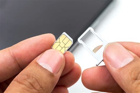 Sim Cards And Mobile Phones In The Uae Expatica