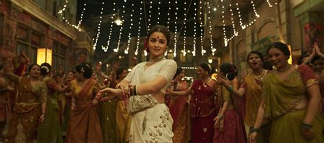 Gangubai Kathiawadi Teaser Alia Bhatt Turns Queen Of Kamathipura