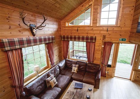 This will save you the time doing it yourself and provide you with a selection of properties to choose from for your next secluded hot tub holiday. Remote Highland Lodges Hot Tubs and Log Fires