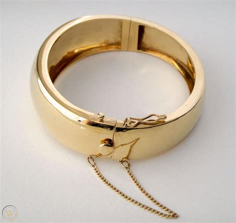 Wide 14k Gold Bangle Bracelet Hinged Solid Heavy Vintage Estate 1960s