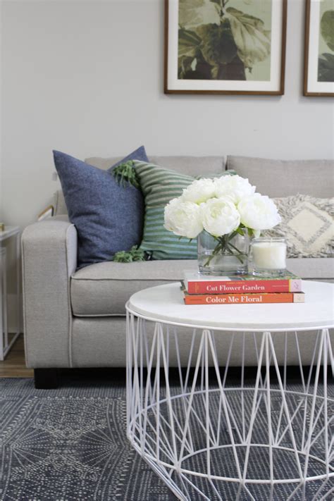 How To Style A Round Coffee Table — Abigail Amira Home