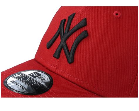 New York Yankees League Essential 9forty Redblack Adjustable New Era