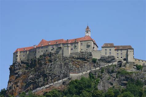 Dates you select, hotel's policy etc.). Schloss Liechtenstein (Steiermark)