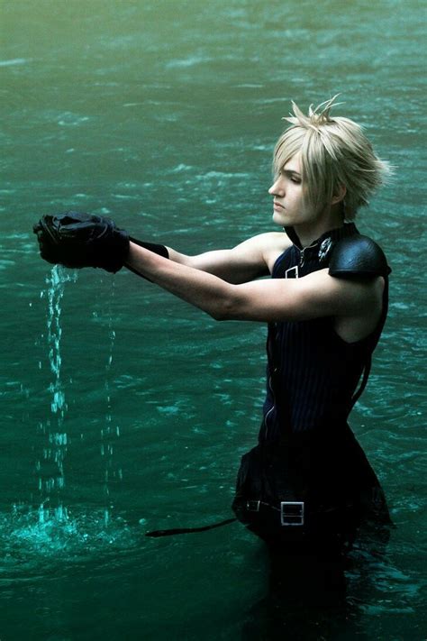 Artcloud Strife Cosplay