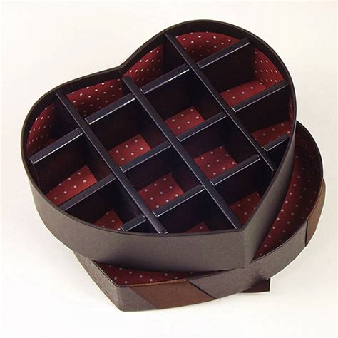 While it won't suit everyone. Heart Shaped Paper Gift Box for Chocolate Packaging