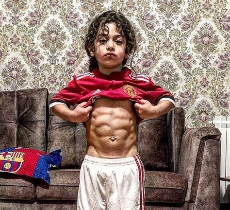 Unbelievable 6 Year Old Boy With Six Pack Will Amaze You