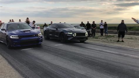 2019 Mustang Gt Vs 2019 Charger Scatpack Mustang Specs
