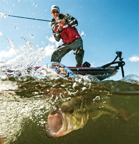 10 Pound Bass Tips How To Catch Big Largemouth Bass Field And Stream