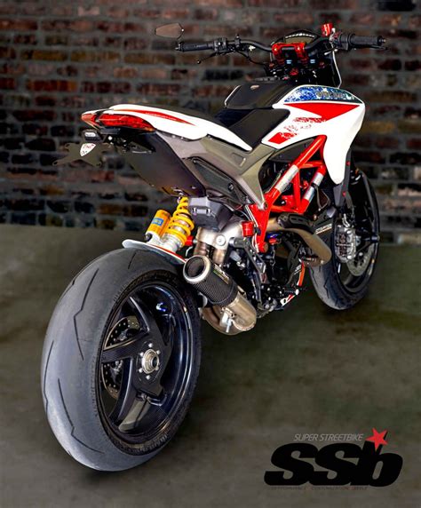 Although the manual includes fully updated information at the time of print, ducati motor holding s.p.a. Motovation USA Custom Carbon 2014 Ducati Hypermotard 821 ...