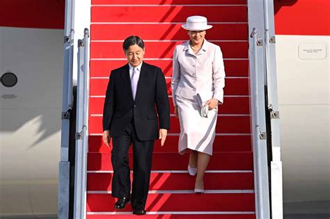 FOTO Momen Kaisar Jepang Naruhito Kunjungi Indonesia
