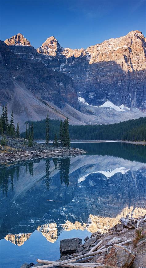 A Cold Morning In Moraine Lake Banff National Park Canada