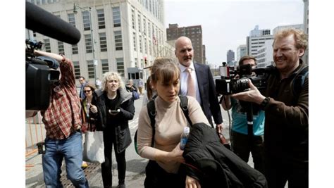 Allison Mack ‘smallville Actress Pleads Guilty In Scheme Involving Sex Slaves For A Cult Like
