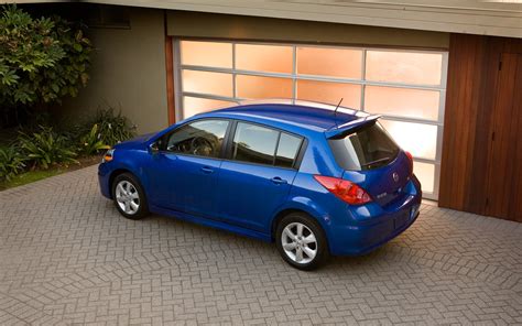 New Price For An Old Car 2012 Nissan Versa Hatchback Starts At 15140