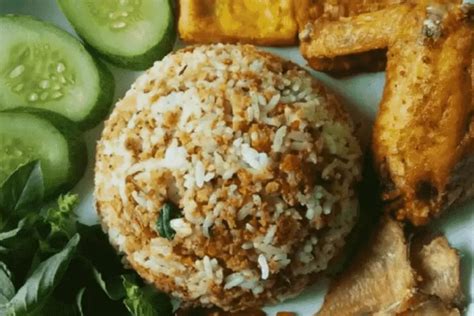 Resep Makanan Khas Sunda Nasi Tutug Oncom Yang Enak Dihidangkan Bersama