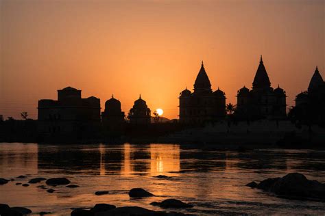 Chaturbhuj Temple Orchha India View Images Timing And Reviews Tripoto