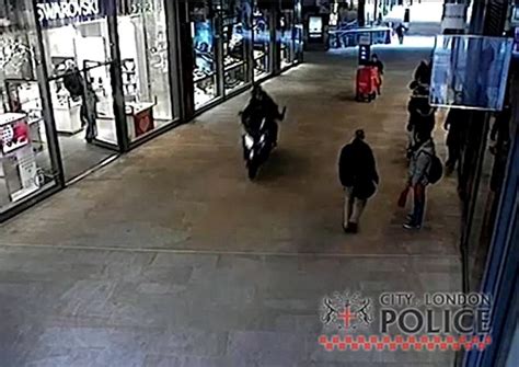Thieves Take £93000 In Watches In Knifepoint Robbery Daily Mail Online