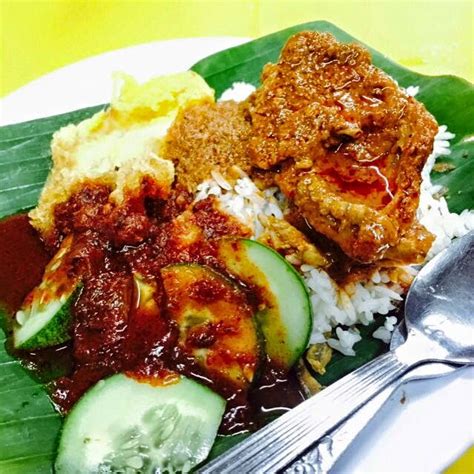 We are nasi lemak antarabangsa. Nasi Lemak Antarabangsa Kg Baru Power