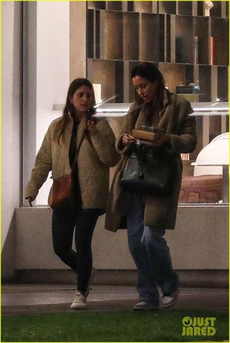 Photo Brad Pitt New Girlfriend Ines De Ramon Spotted 20 Photo