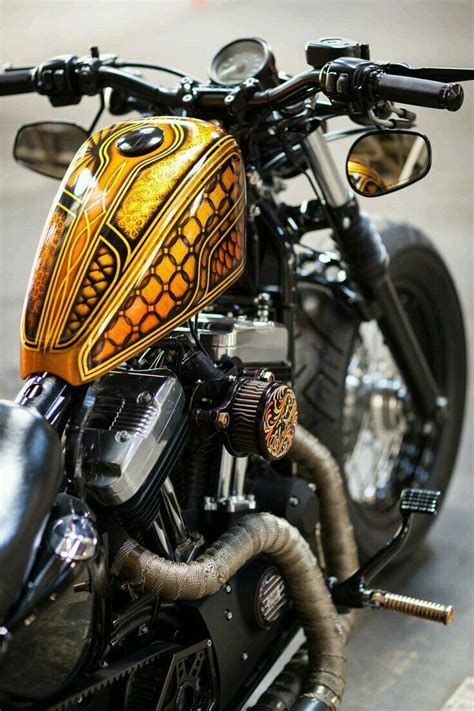 Airbrushed steel flames over original harley paint. Pin by Norm Burt on Custom Paint | Bobber motorcycle ...