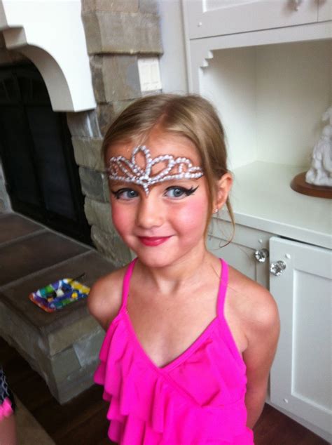 Pin By Michèle Simon On A Munchkin Birthday Party Girl Face Painting
