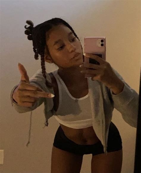 pin by hhh on selfie mirror poses black girl aesthetic bad girl aesthetic beautiful black women