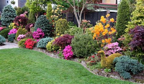 65 Front Yard Landscaping Ideas And Garden Designs For 2023