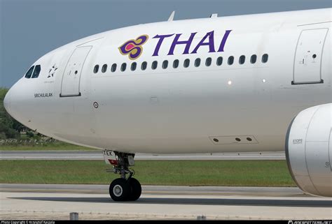 HS TEK Thai Airways International Airbus A330 322 Photo By Krzysztof