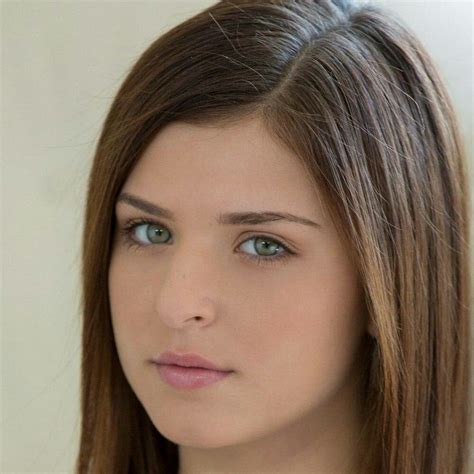 Pin En Leah Gotti