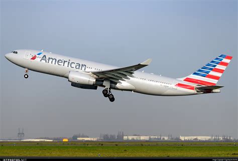 N281ay Airbus A330 243 American Airlines Guillaume Fevrier