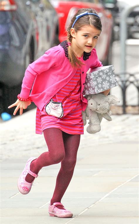 Suri Runs To Friend S B Day Party E Online