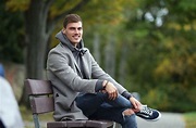 Pascal Stenzel vom VfB Stuttgart: „Wir versuchen viel zu kochen“ - VfB ...