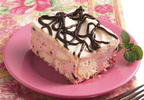 Ice cream cake is ideal for night time use when you have nothing important to do. White Chocolate-Cherry Chip Ice Cream Cake | 1 box Betty ...