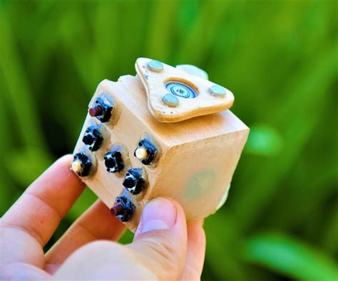 How to Make a Wooden Fidget Cube : 10 Steps (with Pictures) - Instructables