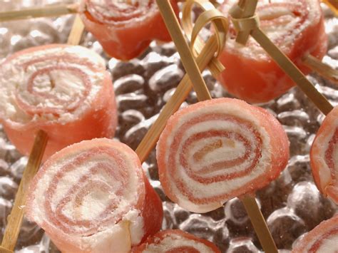 Roulés de jambon cru au fromage Recette de Roulés de jambon cru au