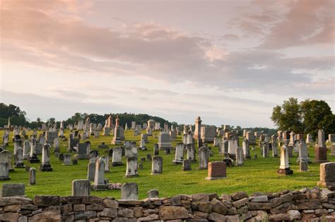 How To Find A Grave In A Cemetery 7 Helpful Tips To Find A Grave