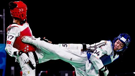 Taekwondo is literally the family's business. Saengsin and Cho strike blows for Asian taekwondo ...